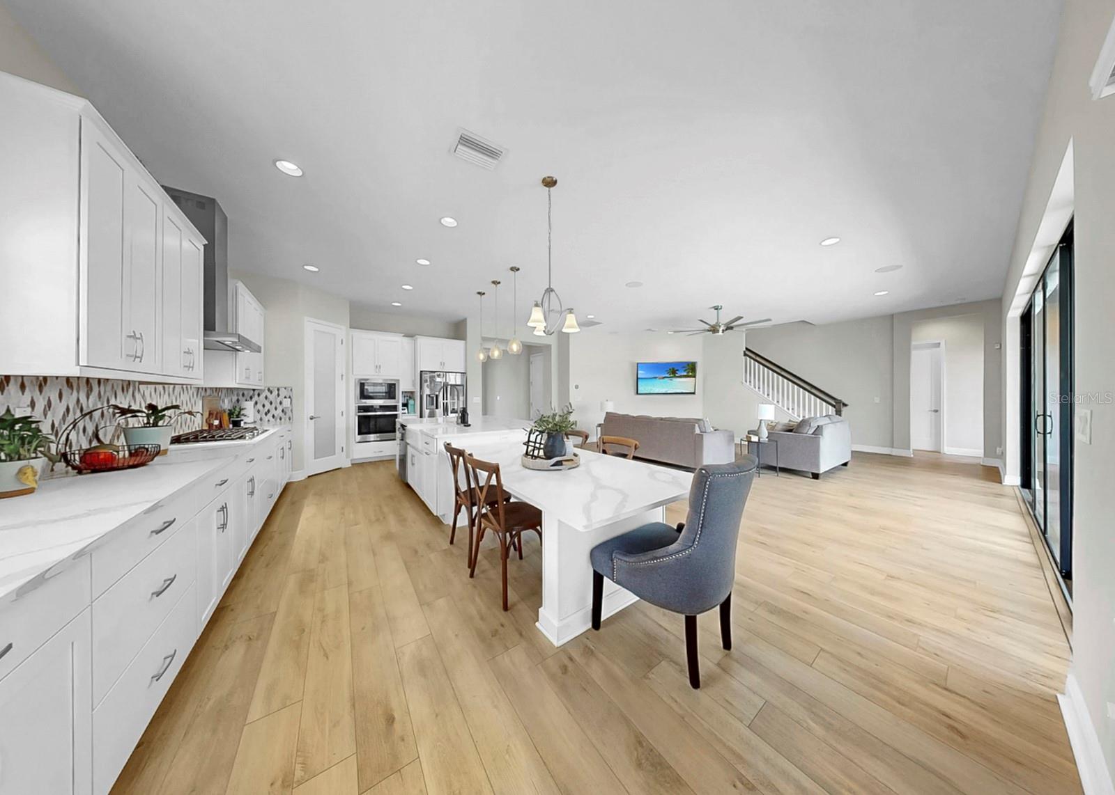 14261 SWISS BRIDGE DR, RIVERVIEW, FL, 33579