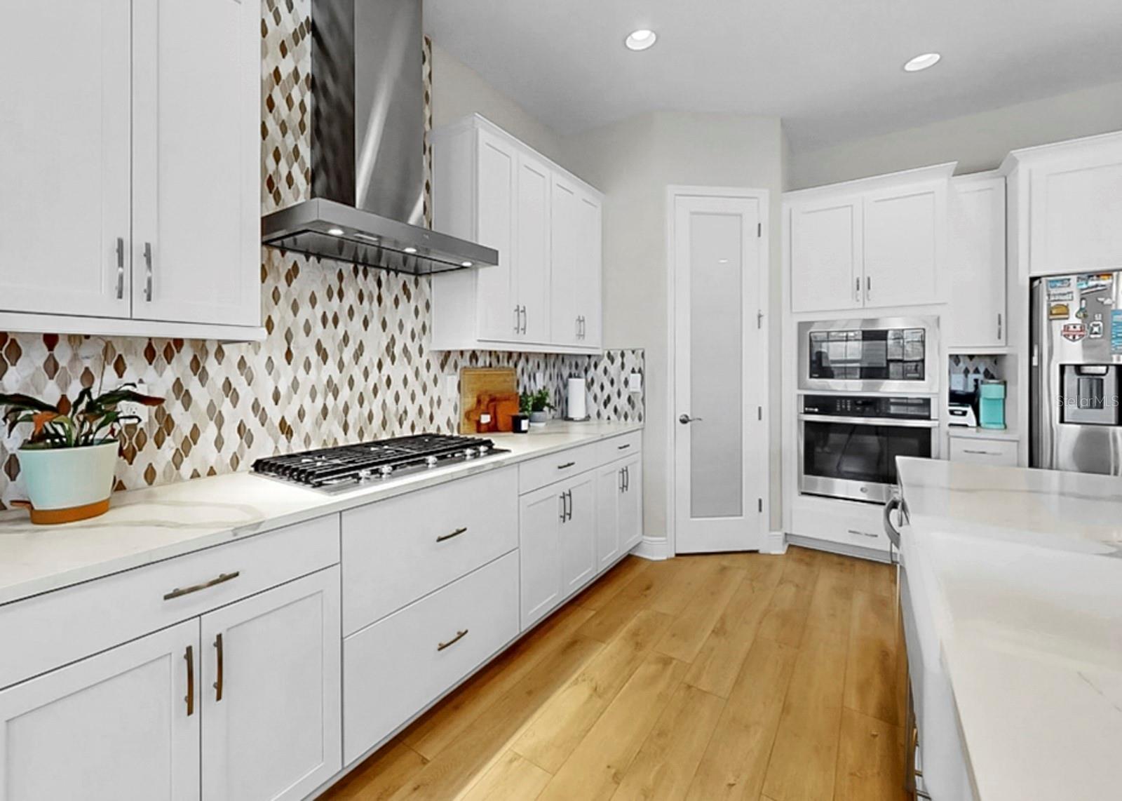 14261 SWISS BRIDGE DR, RIVERVIEW, FL, 33579