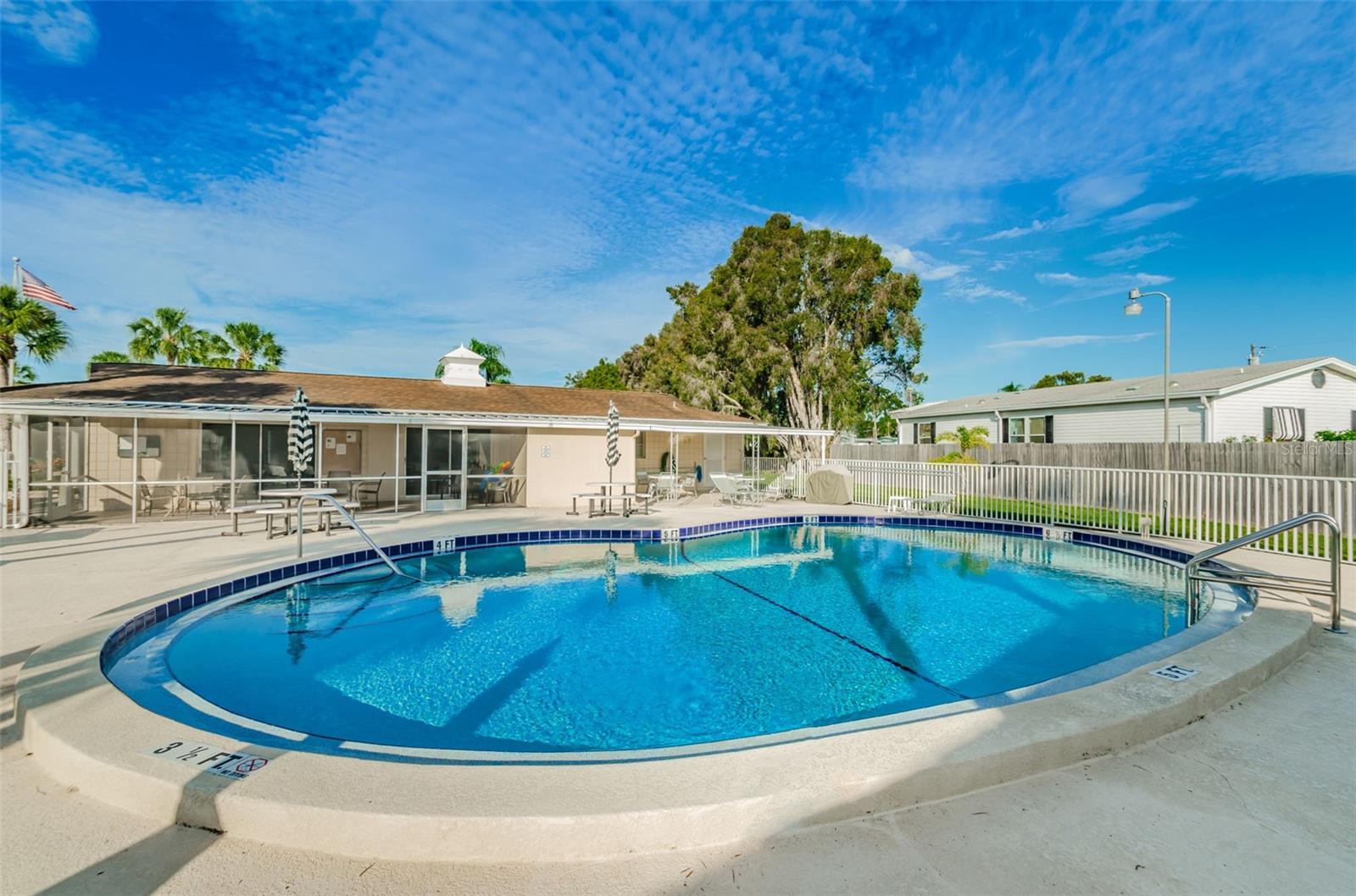 852 OXFORD CT, DUNEDIN, FL, 34698