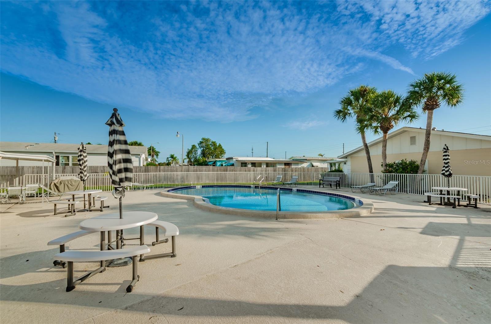 852 OXFORD CT, DUNEDIN, FL, 34698