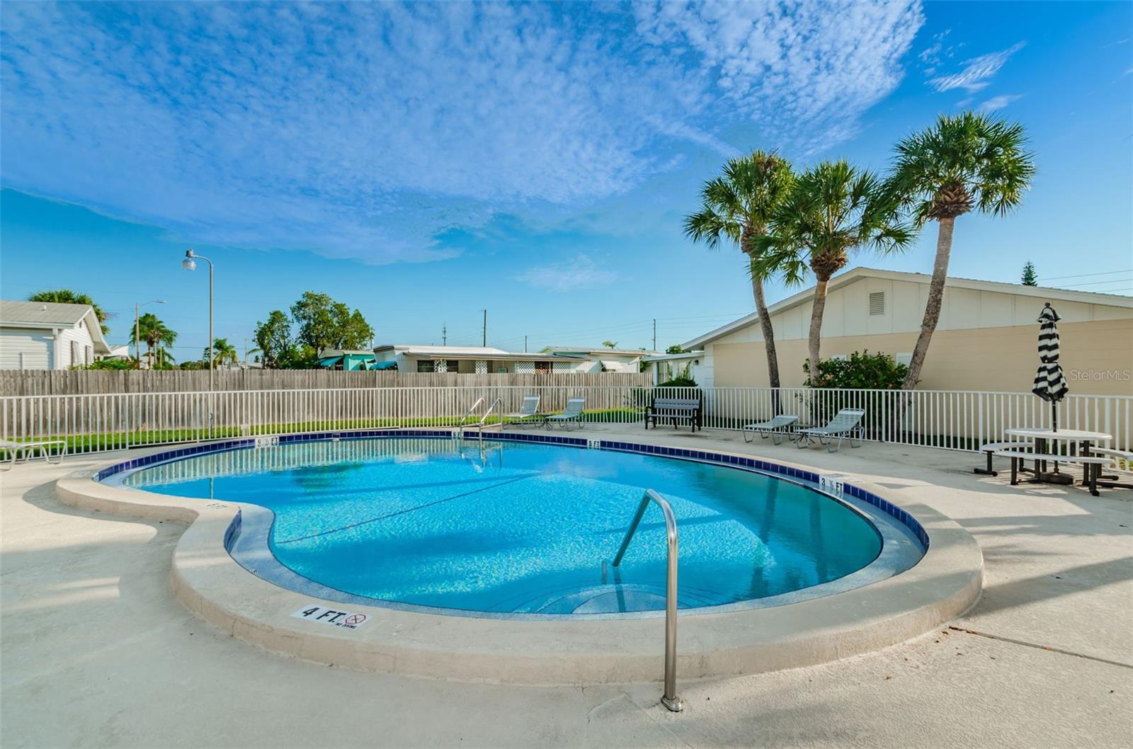 852 OXFORD CT, DUNEDIN, FL, 34698