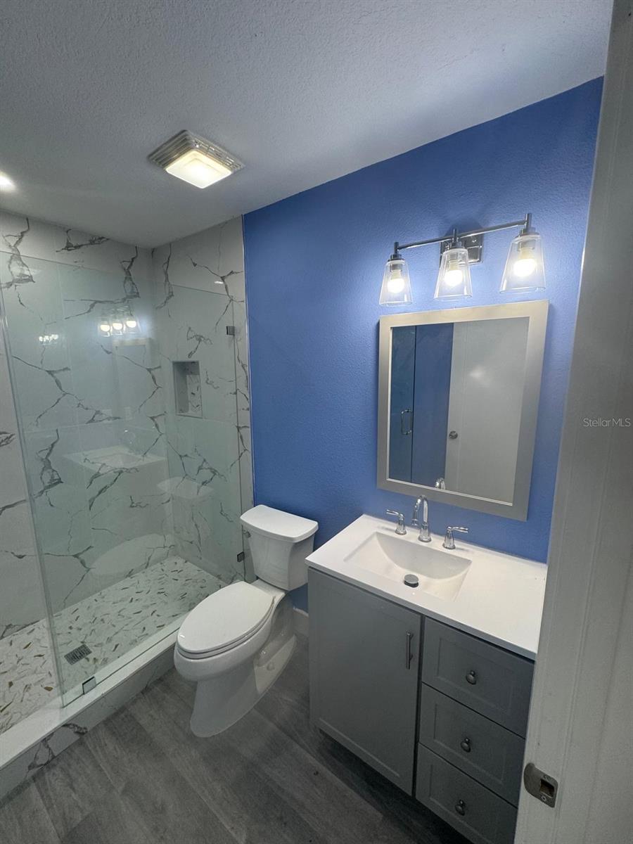 8517 N HIGHLAND AVE, TAMPA, FL, 33604
