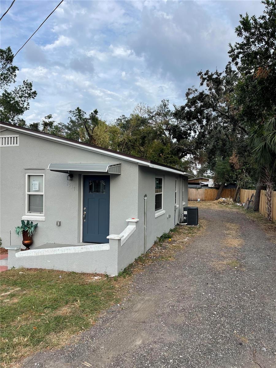 8517 N HIGHLAND AVE, TAMPA, FL, 33604