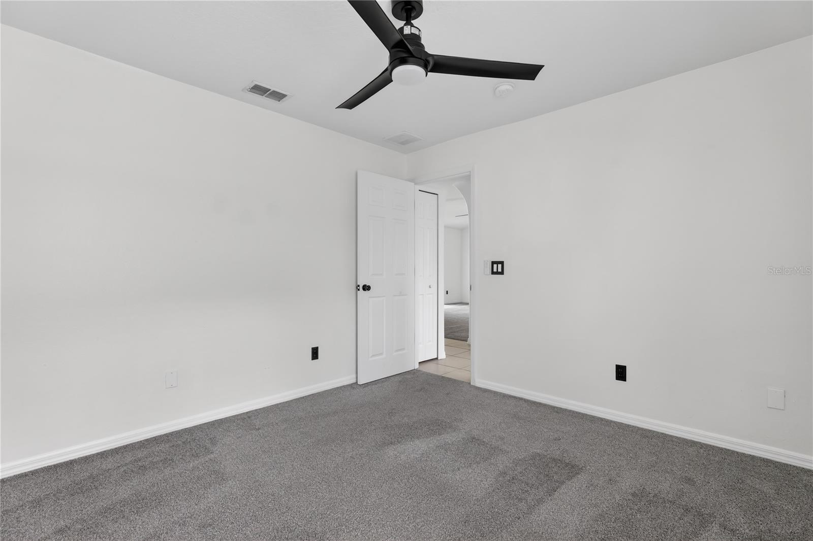 1042 CHAMBERLIN TRL, ST CLOUD, FL, 34772