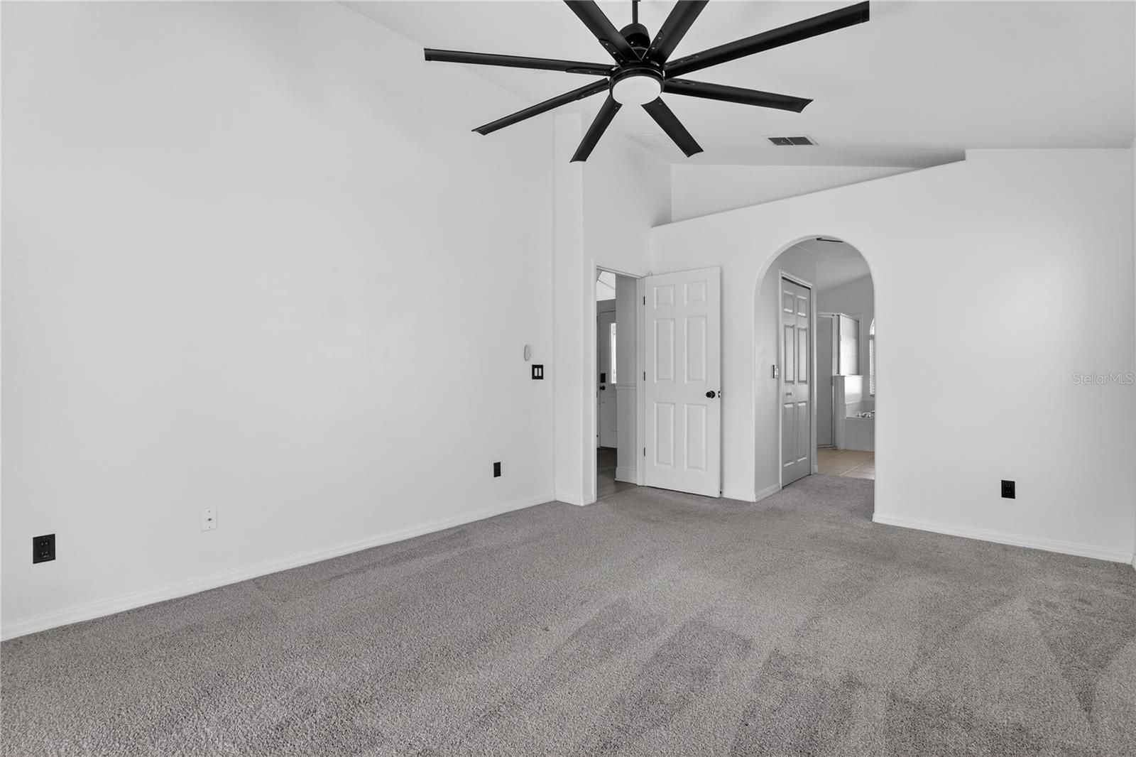 1042 CHAMBERLIN TRL, ST CLOUD, FL, 34772