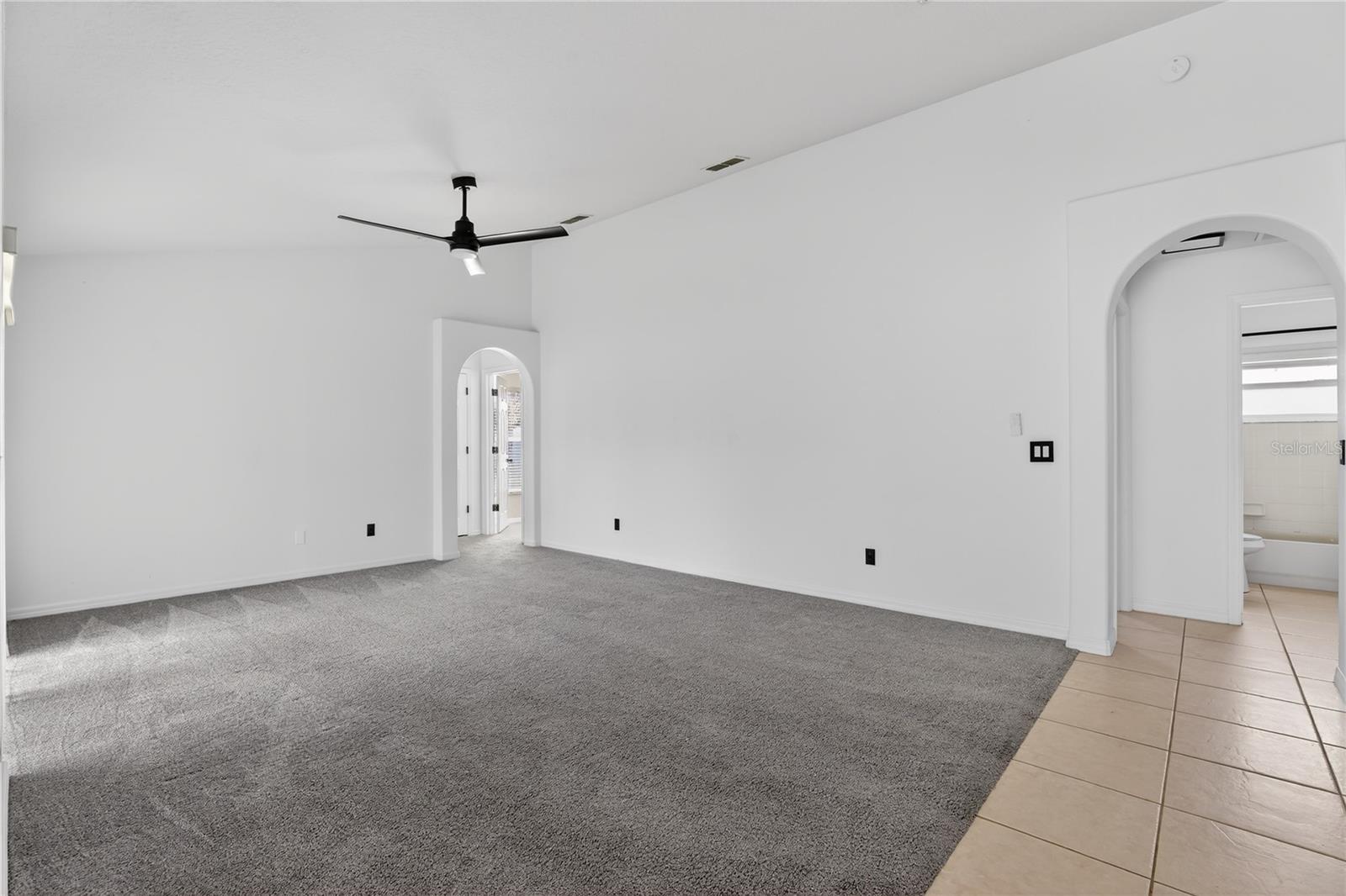 1042 CHAMBERLIN TRL, ST CLOUD, FL, 34772