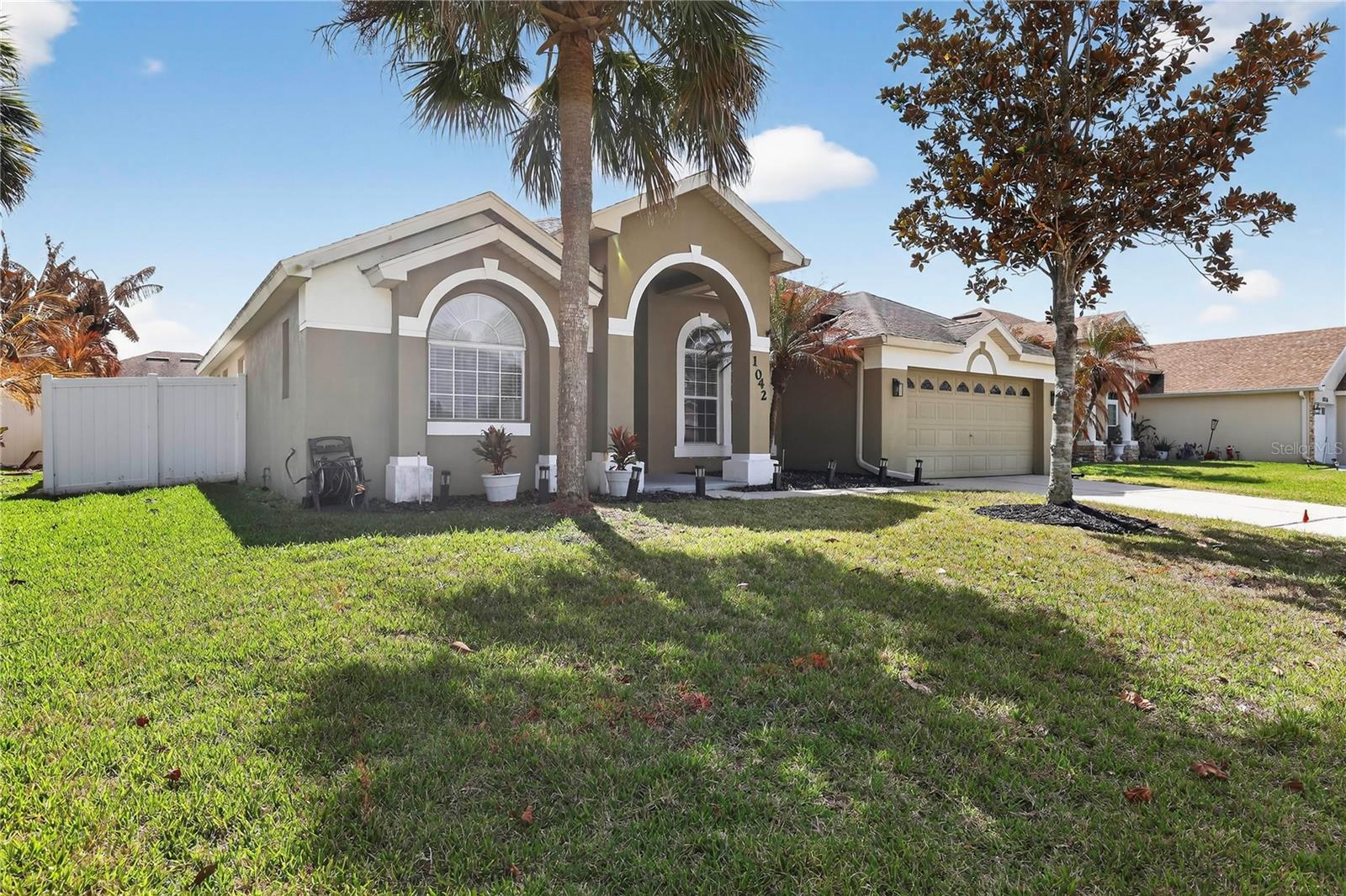 1042 CHAMBERLIN TRL, ST CLOUD, FL, 34772