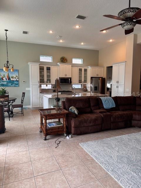 9512 SERRA CT, HOWEY IN THE HILLS, FL, 34737