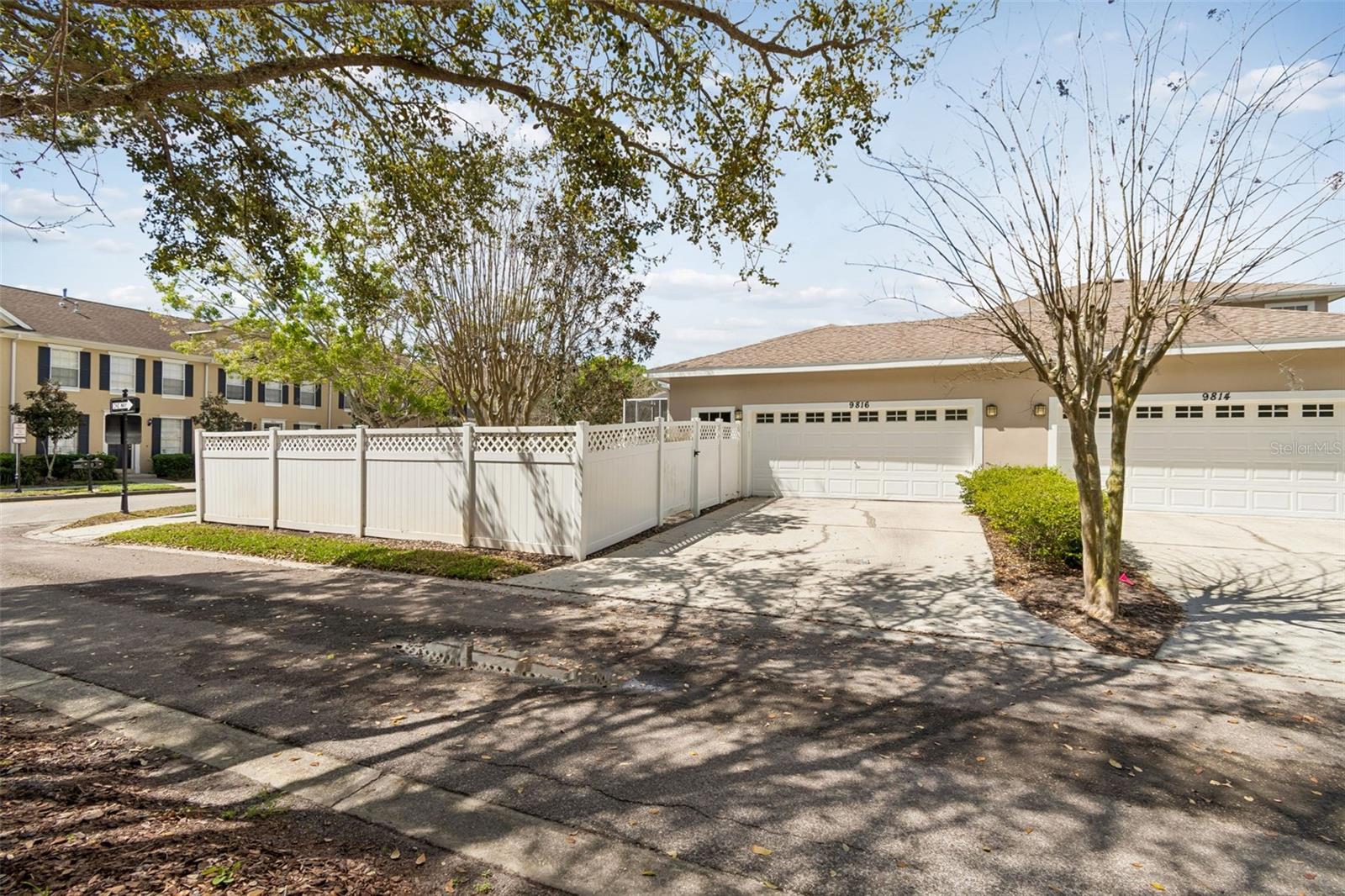 9816 ROYCE DR, TAMPA, FL, 33626