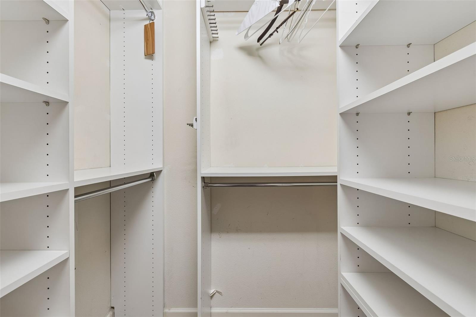 9816 ROYCE DR, TAMPA, FL, 33626