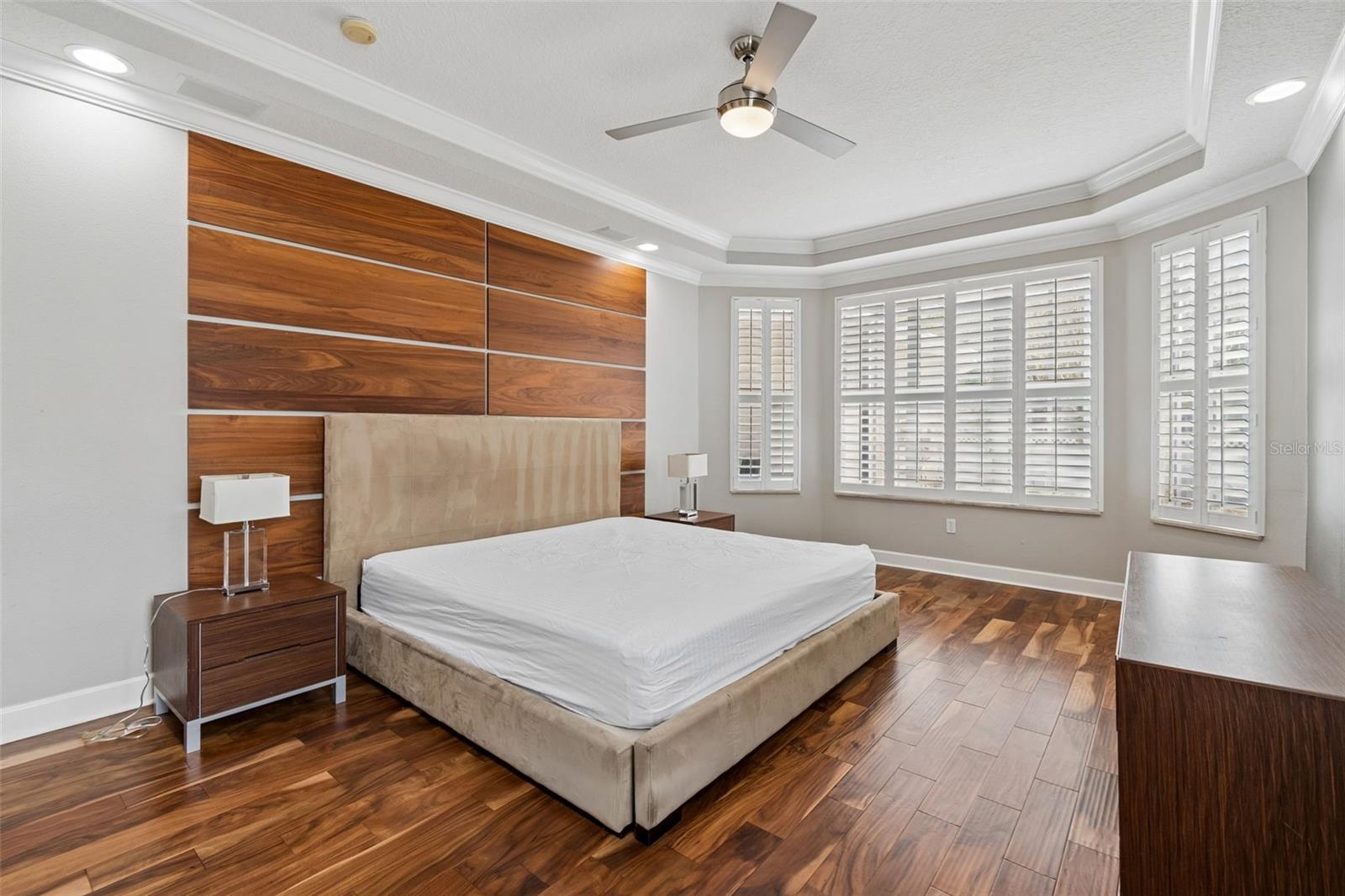 9816 ROYCE DR, TAMPA, FL, 33626