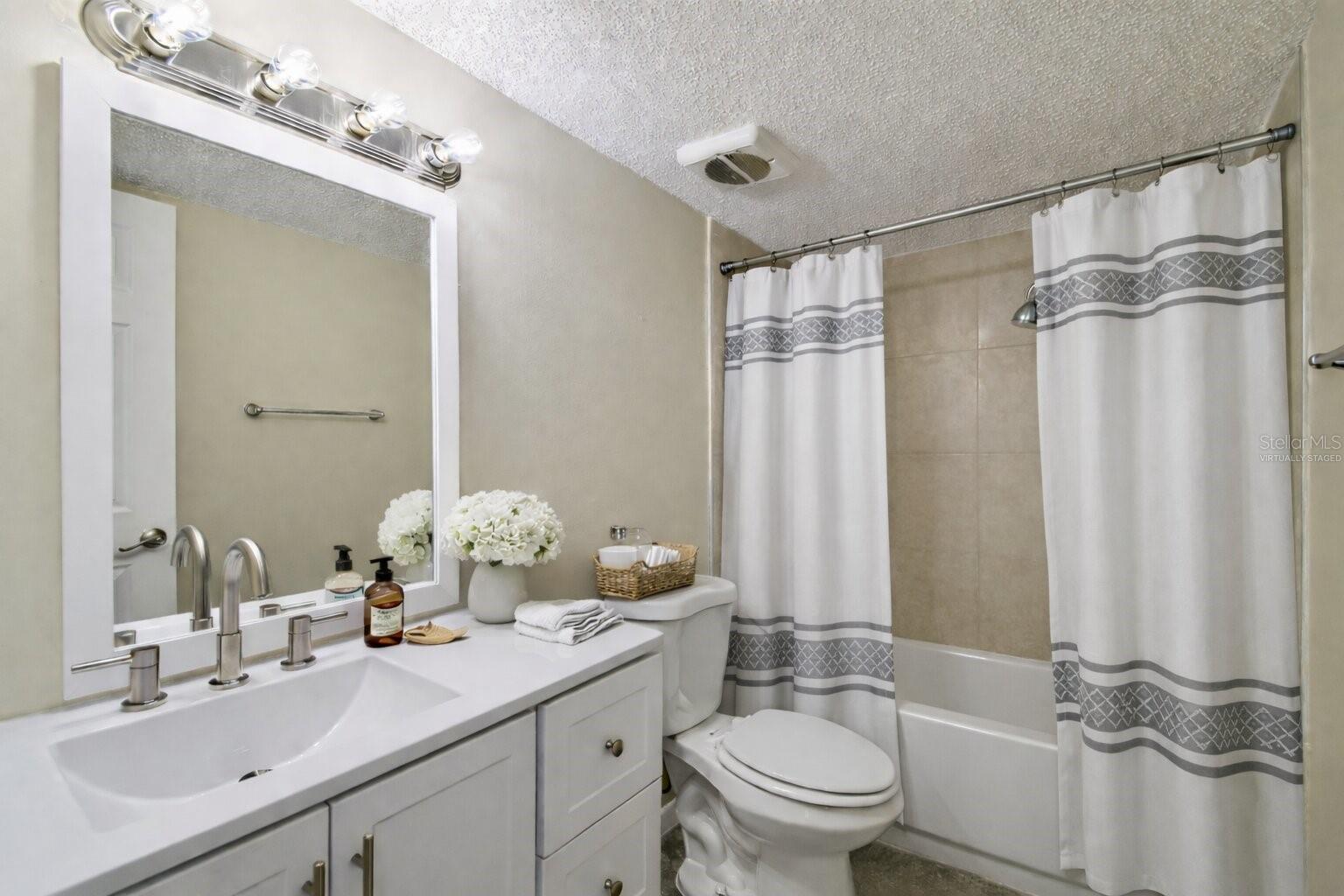 6330 NEWTOWN CIR #30B4, TAMPA, FL, 33615