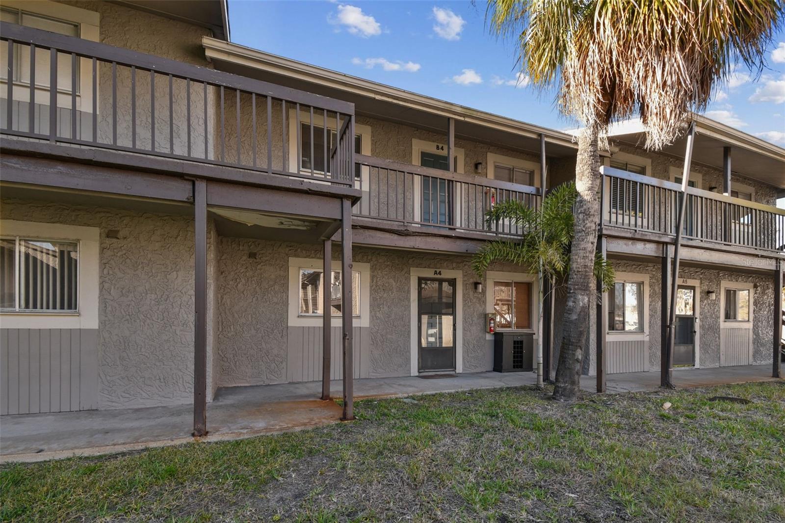 6330 NEWTOWN CIR #30B4, TAMPA, FL, 33615