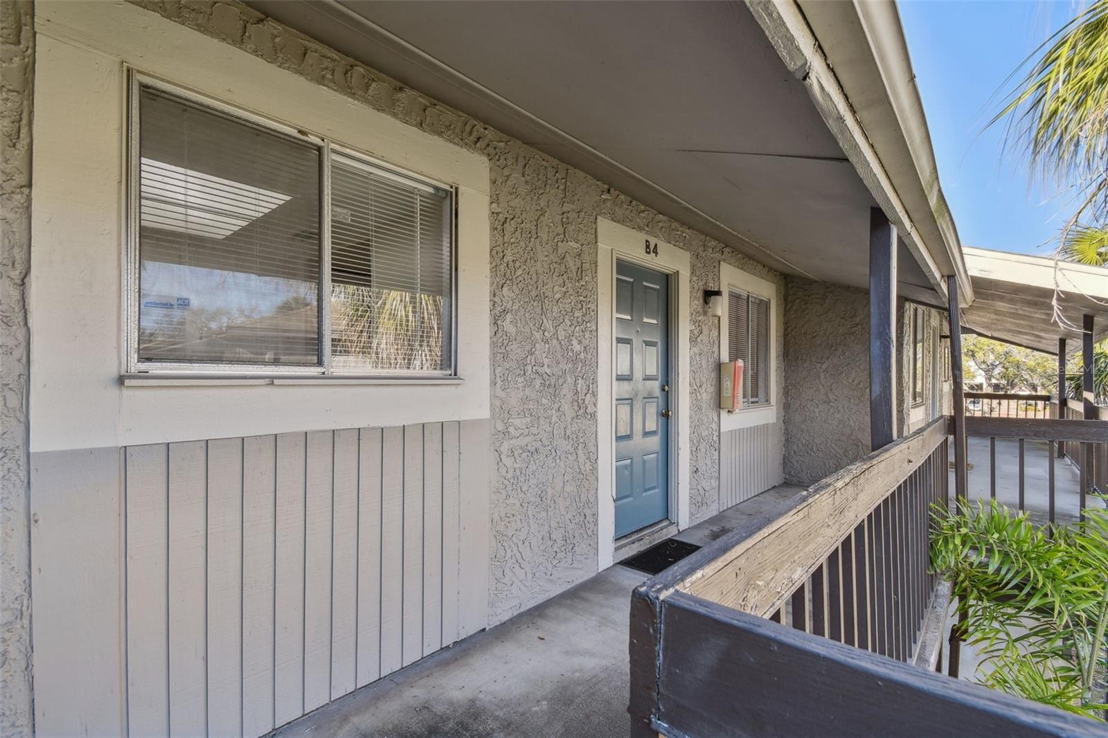 6330 NEWTOWN CIR #30B4, TAMPA, FL, 33615