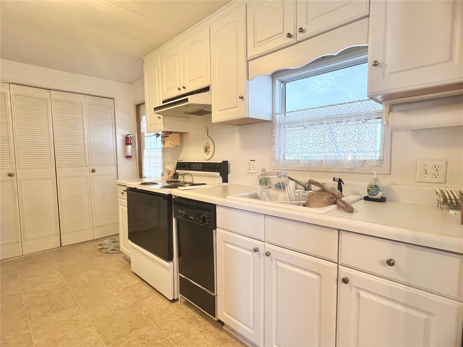 1100 BELCHER RD S #197, LARGO, FL, 33771