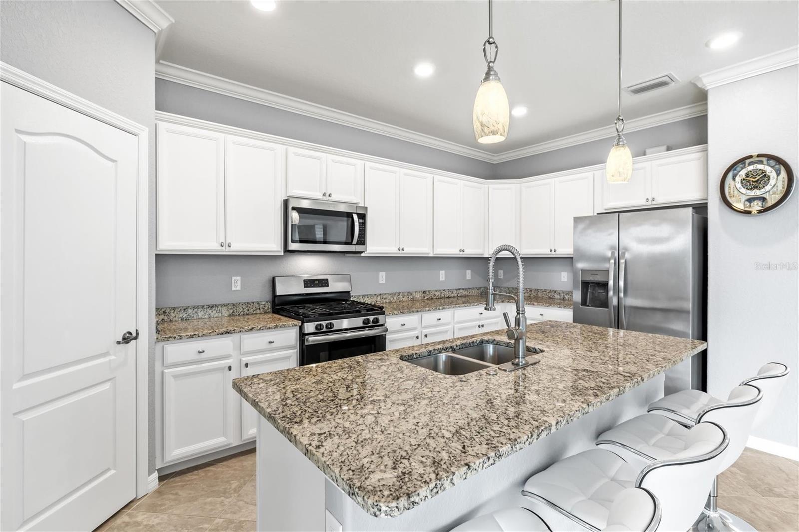 17030 BLUE RIDGE PL, BRADENTON, FL, 34211