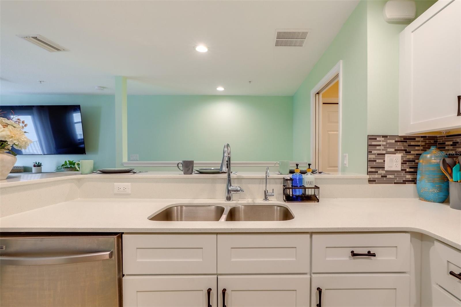 2441 6TH AVENUE DR E, BRADENTON, FL, 34208