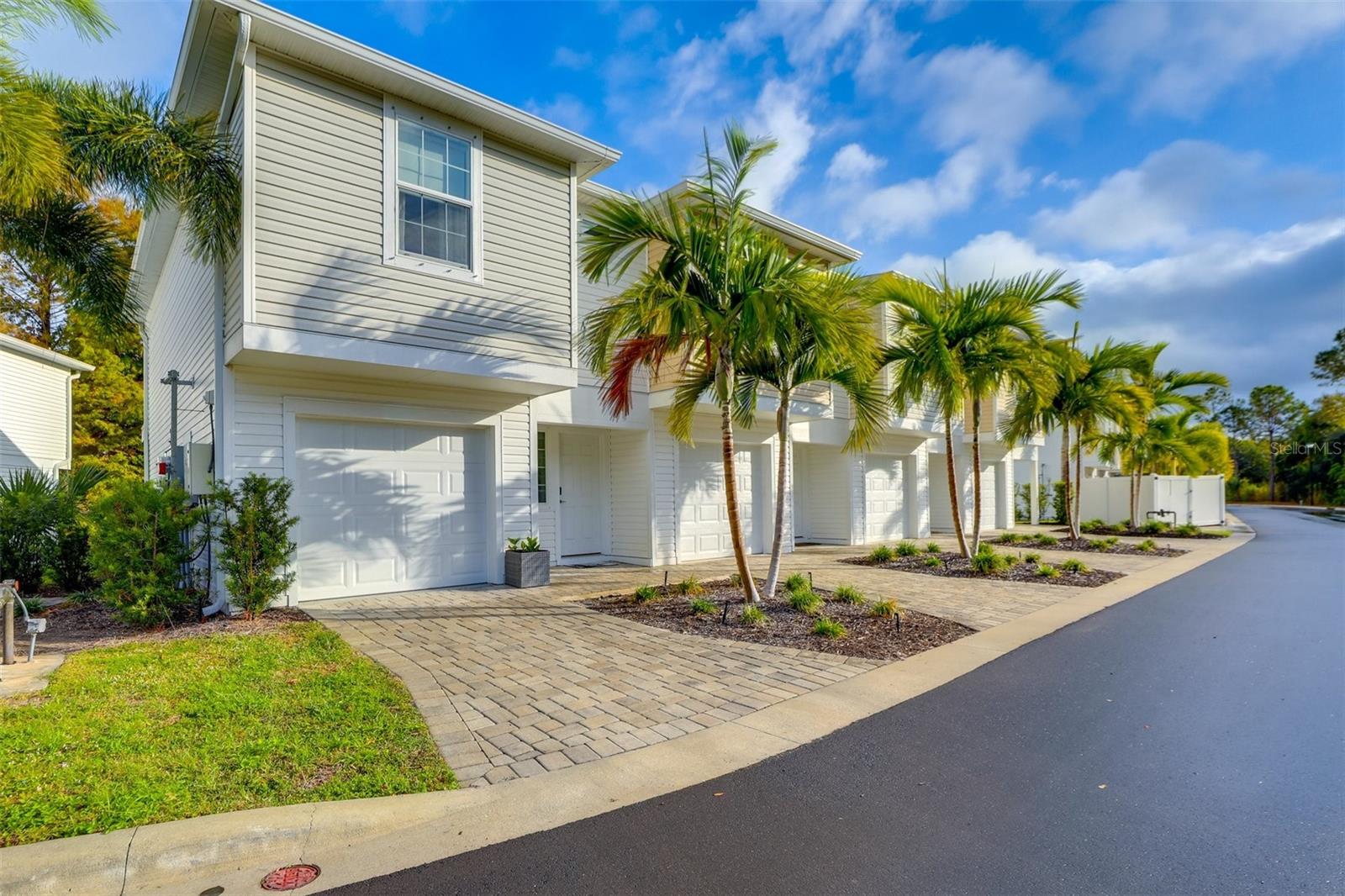 2441 6TH AVENUE DR E, BRADENTON, FL, 34208