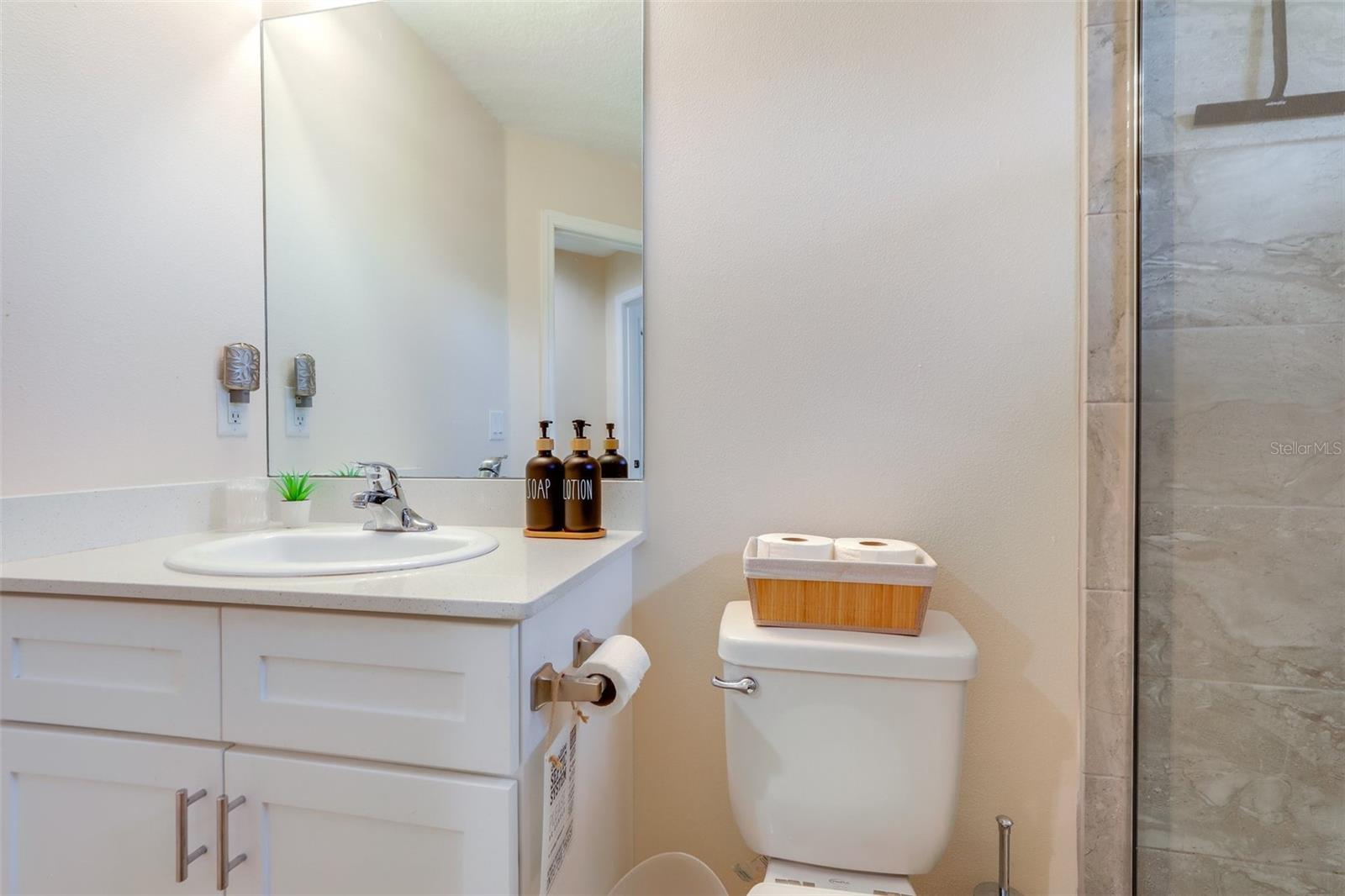 2441 6TH AVENUE DR E, BRADENTON, FL, 34208
