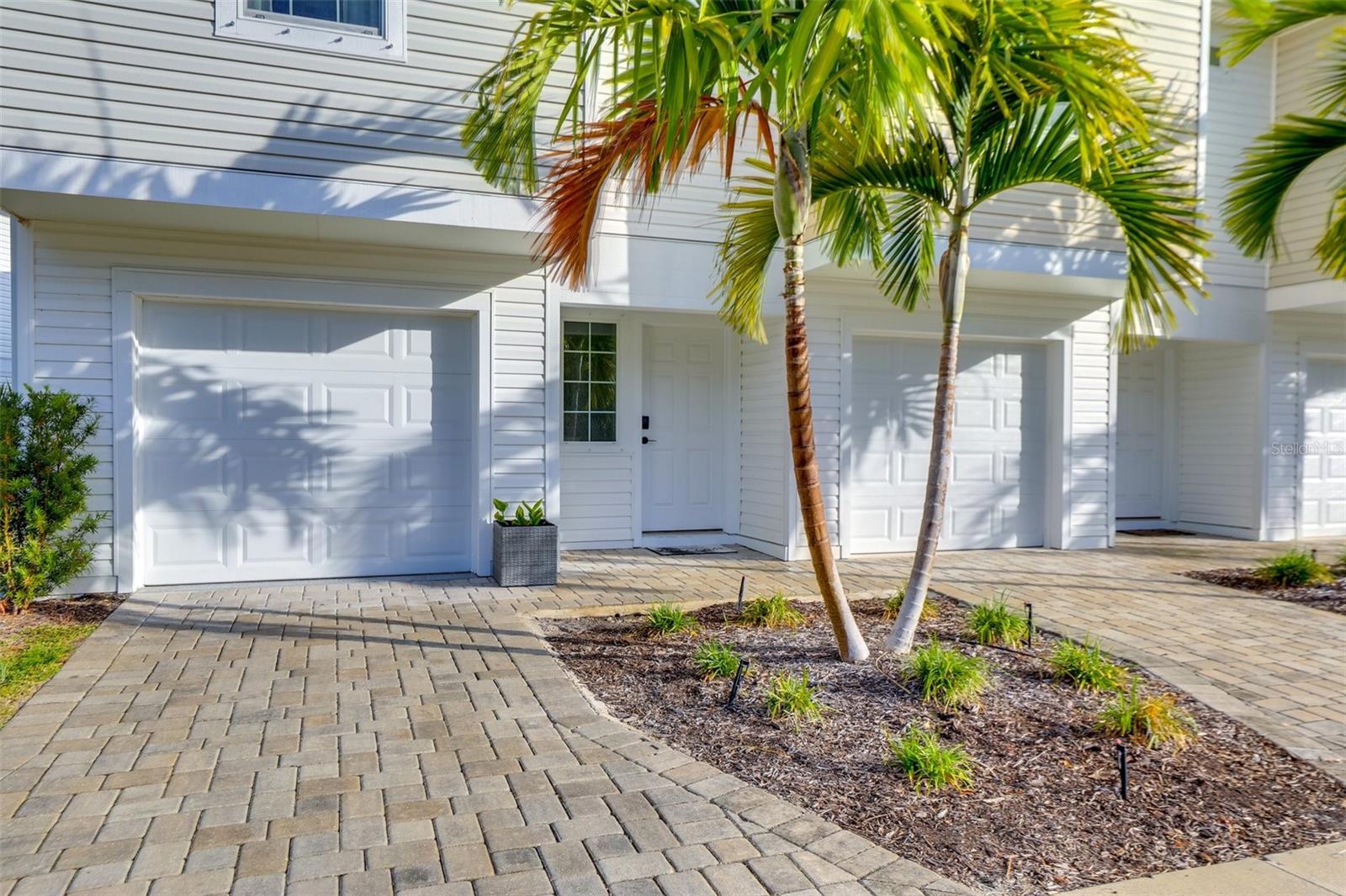 2441 6TH AVENUE DR E, BRADENTON, FL, 34208