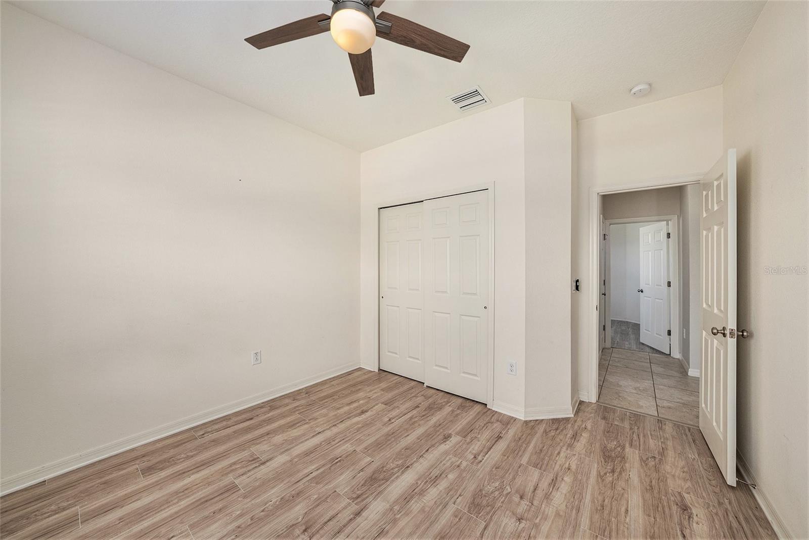 8202 WILLOW BEACH DR, RIVERVIEW, FL, 33578