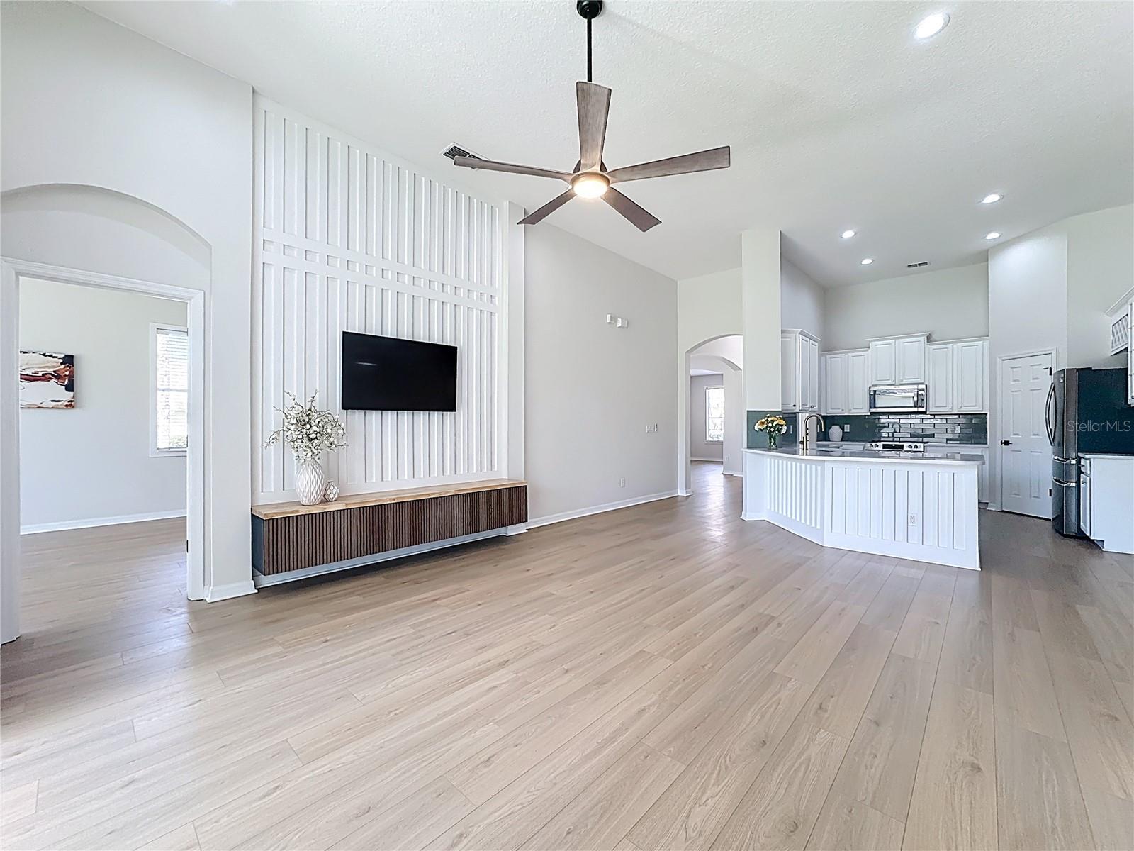 336 COURTLEA PARK DR, WINTER GARDEN, FL, 34787