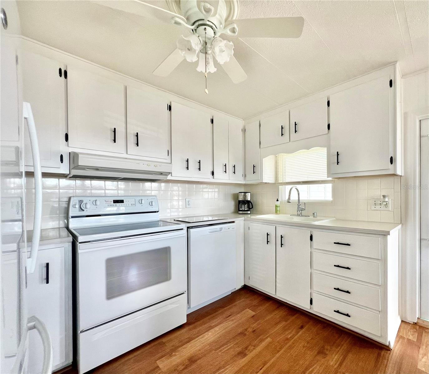 1100 BELCHER RD S #720, LARGO, FL, 33771