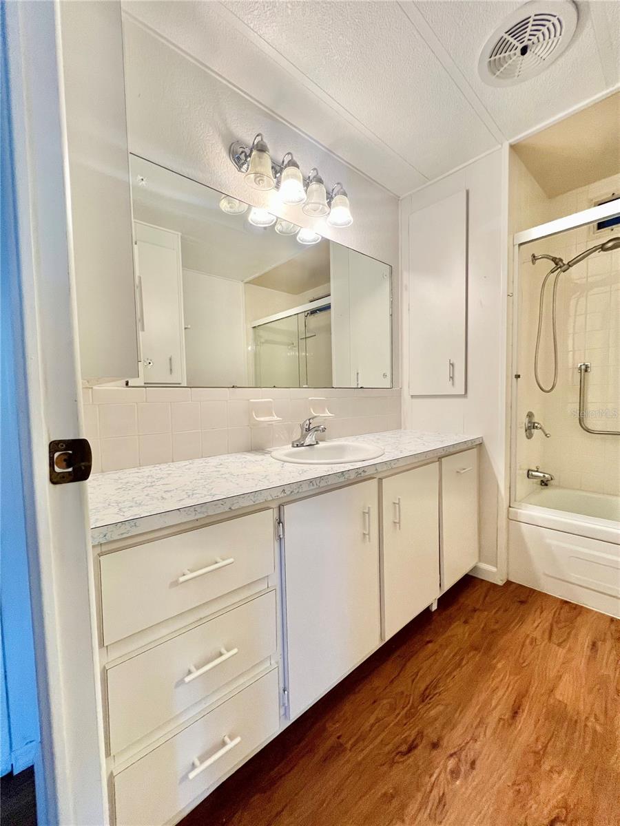 1100 BELCHER RD S #720, LARGO, FL, 33771