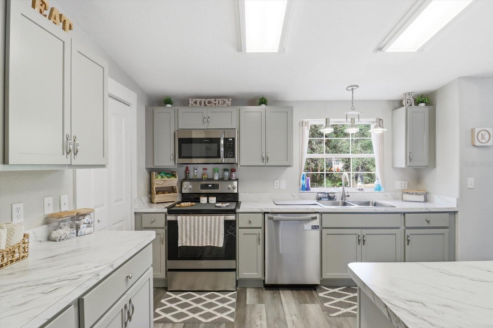 8370 N FIREFLY TER, CRYSTAL RIVER, FL, 34428