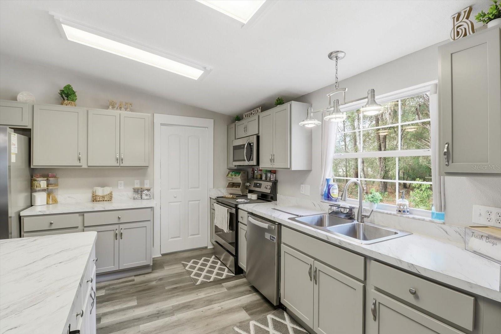 8370 N FIREFLY TER, CRYSTAL RIVER, FL, 34428