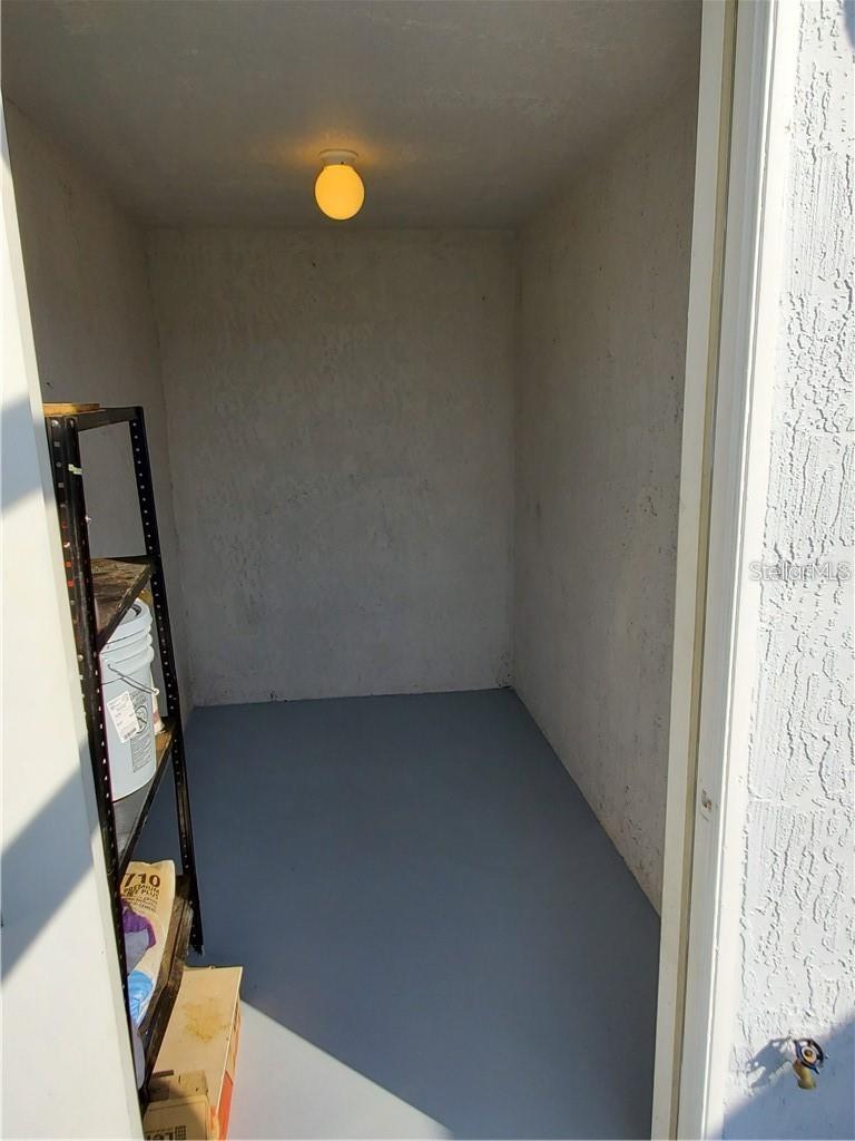 1108 APPLE TER, LEESBURG, FL, 34748