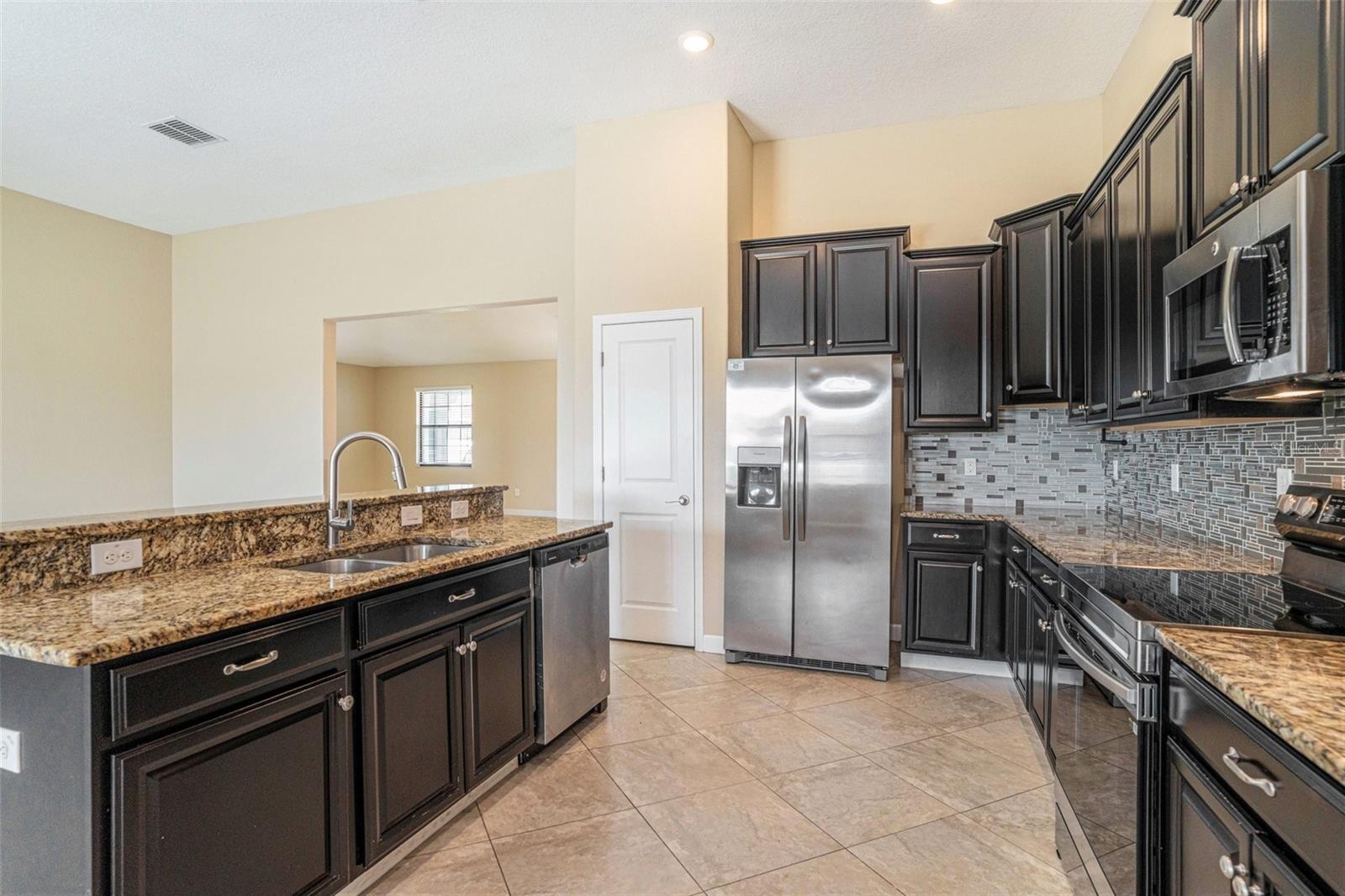 11944 N CINNAMON FERN DR, RIVERVIEW, FL, 33579