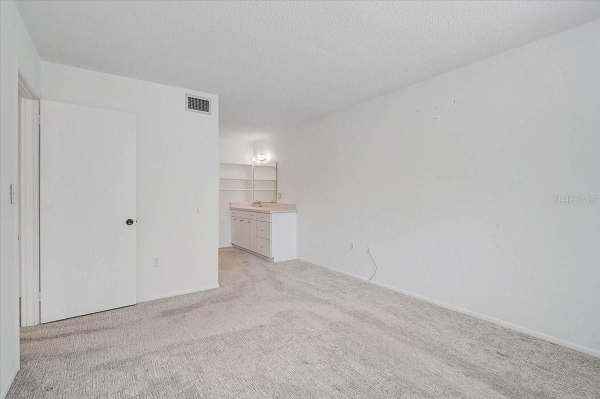 2875 SWIFTON DR #58, SARASOTA, FL, 34231