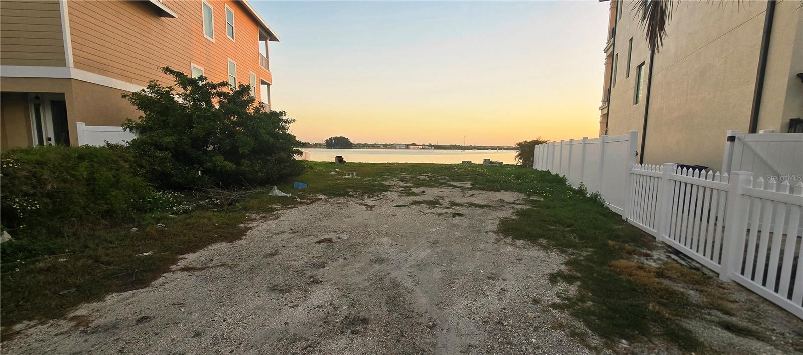 376 145TH AVE E, MADEIRA BEACH, FL, 33708