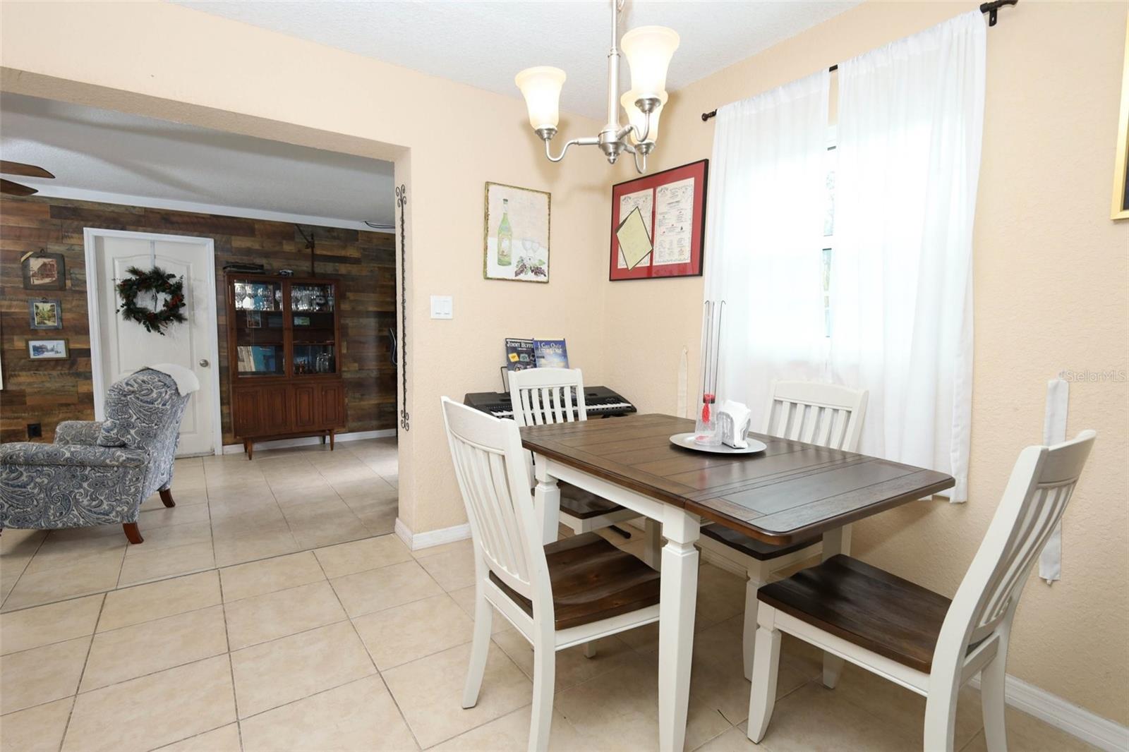 2725 HERTHA AVE, ORLANDO, FL, 32826