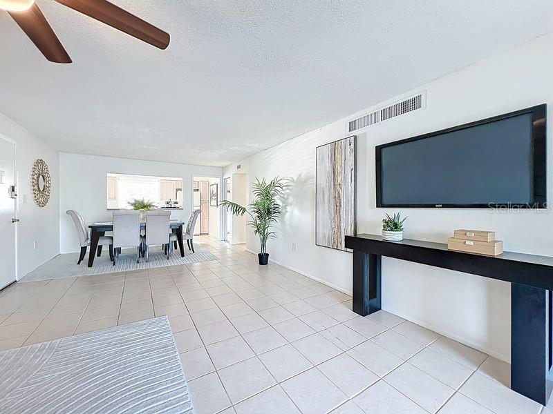 626 ORANGE DR #242, ALTAMONTE SPRINGS, FL, 32701