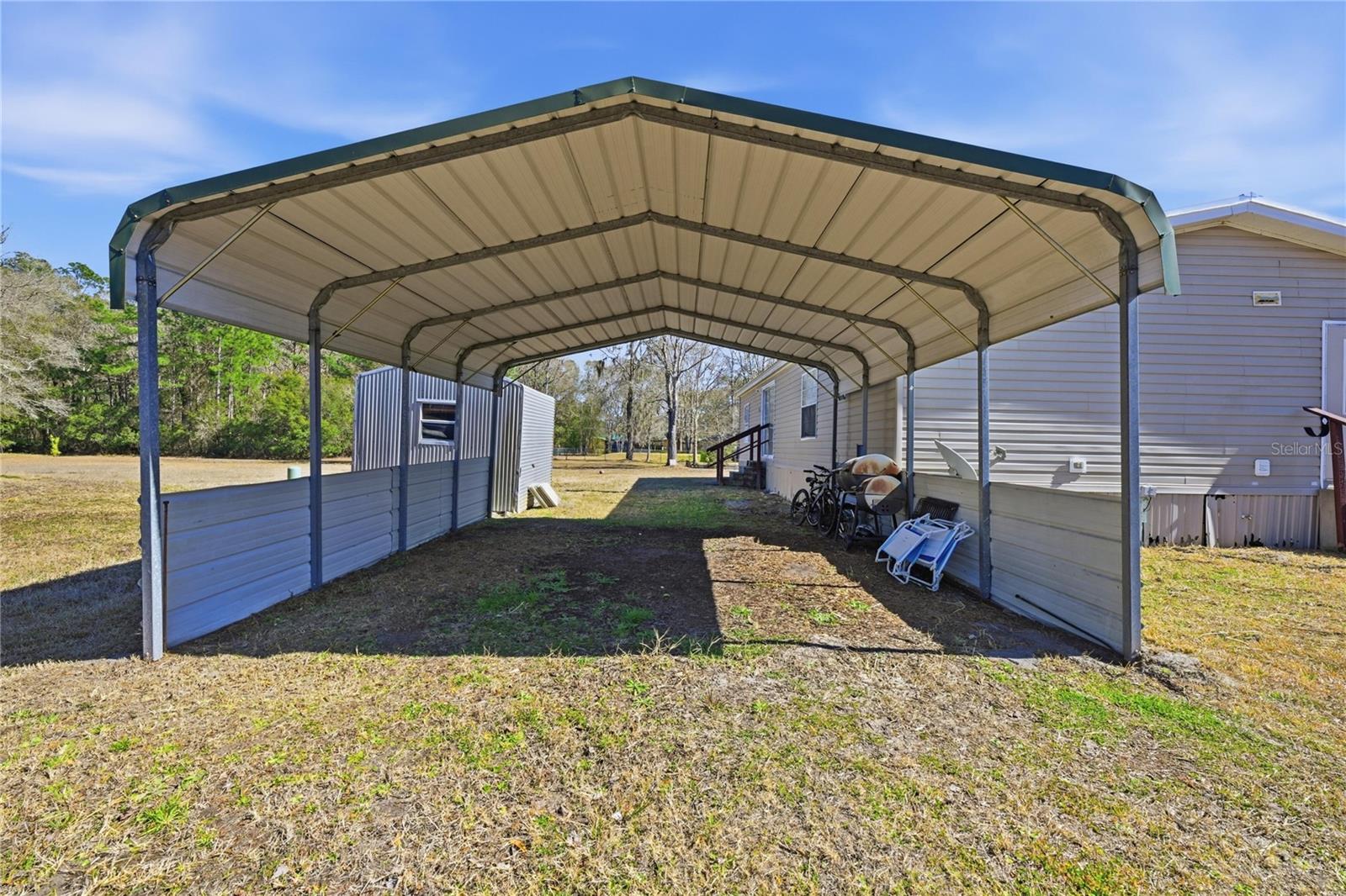 44326 WOODLAND CIR, CALLAHAN, FL, 32011