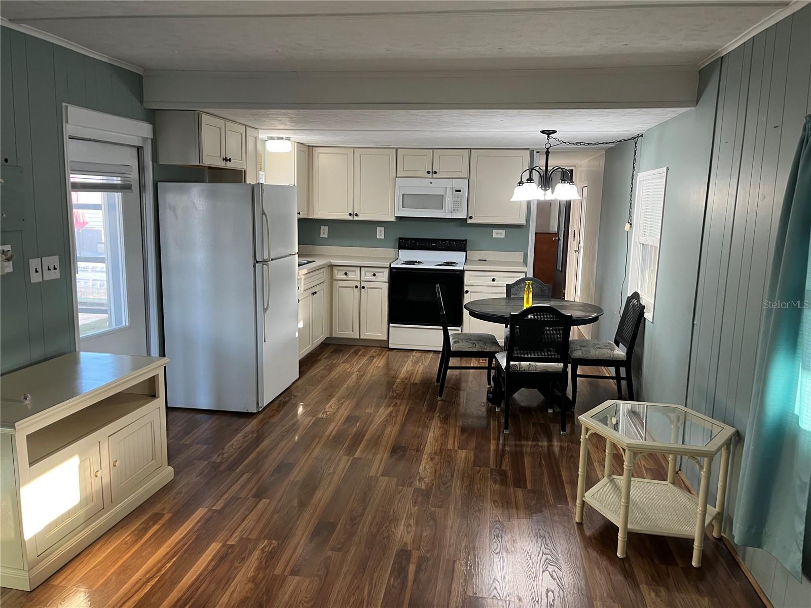 712 LOCARNO DR, VENICE, FL, 34285