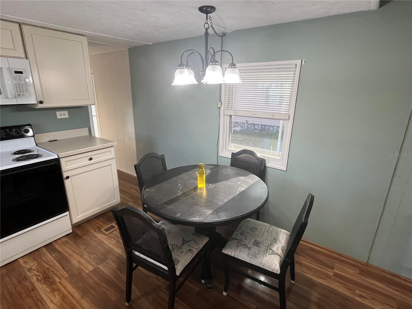 712 LOCARNO DR, VENICE, FL, 34285