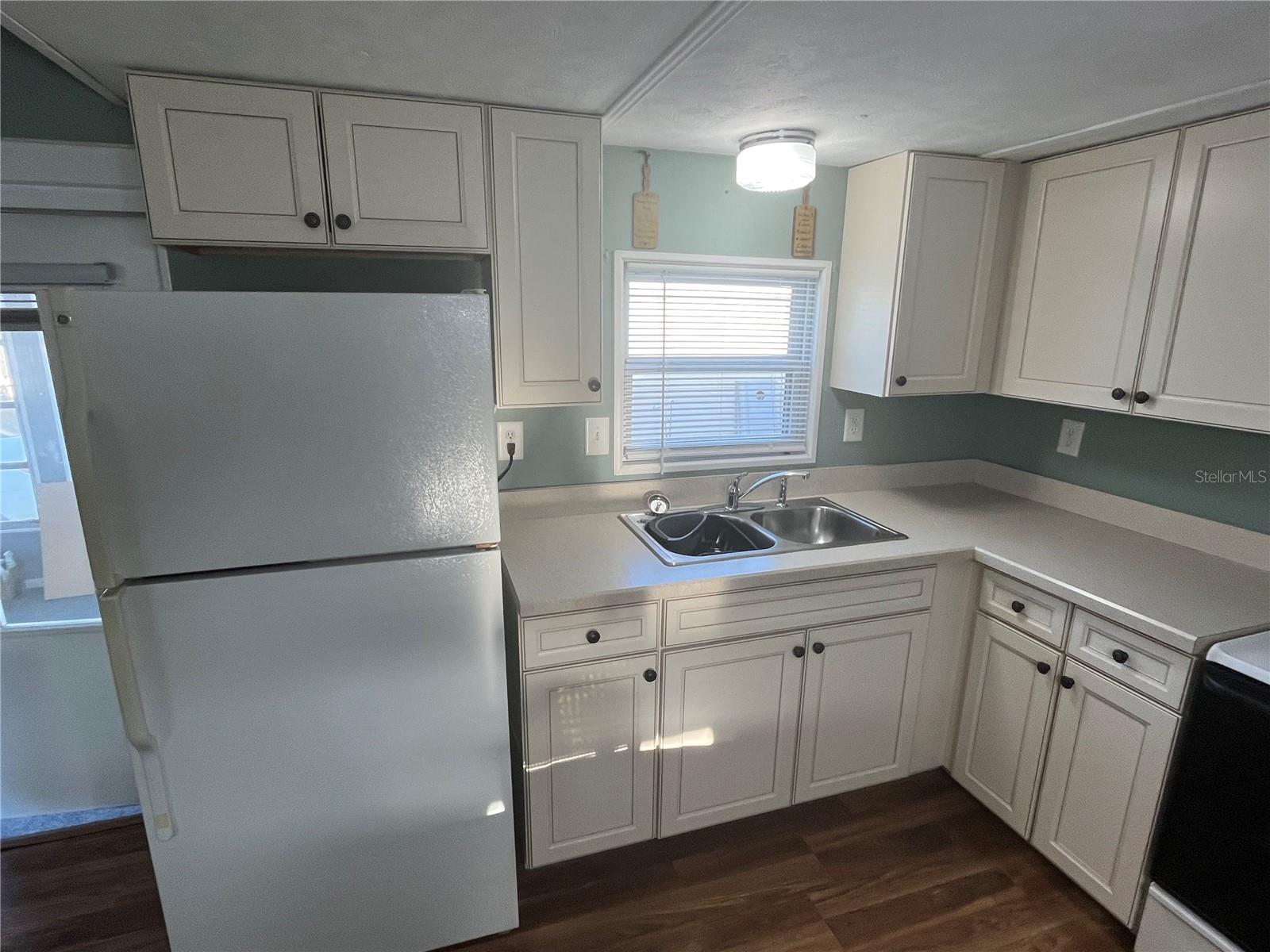 712 LOCARNO DR, VENICE, FL, 34285