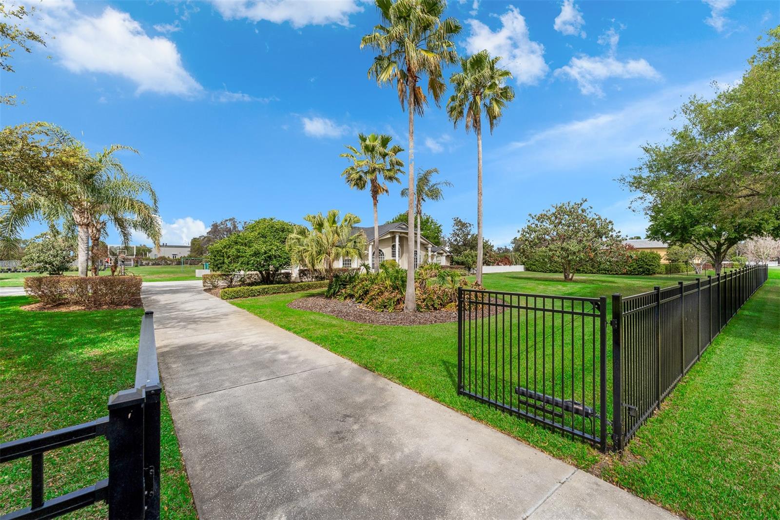 8704 BENOIT AVE, ORLANDO, FL, 32836