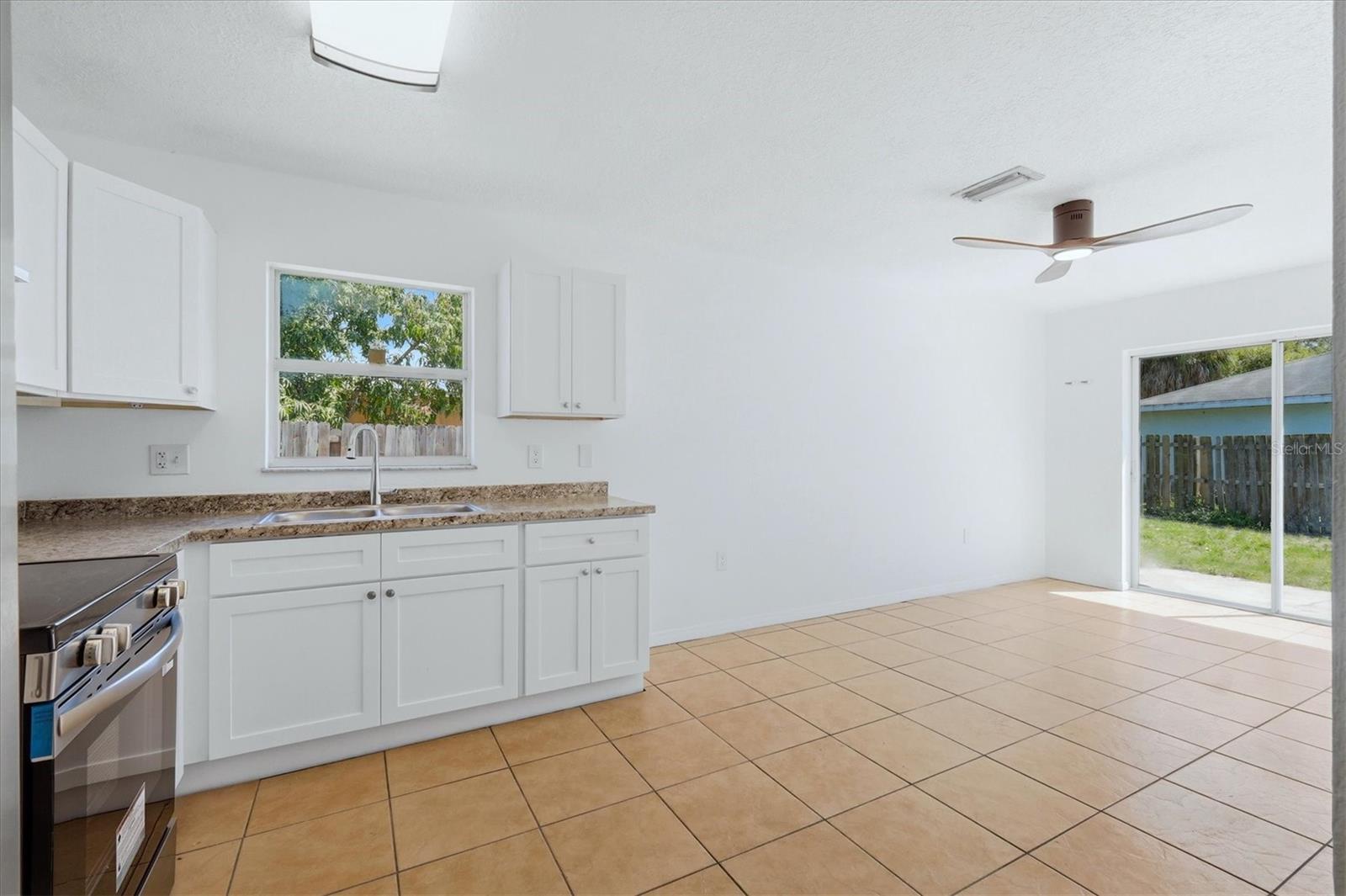 1400 MYRTLE ST, SARASOTA, FL, 34234