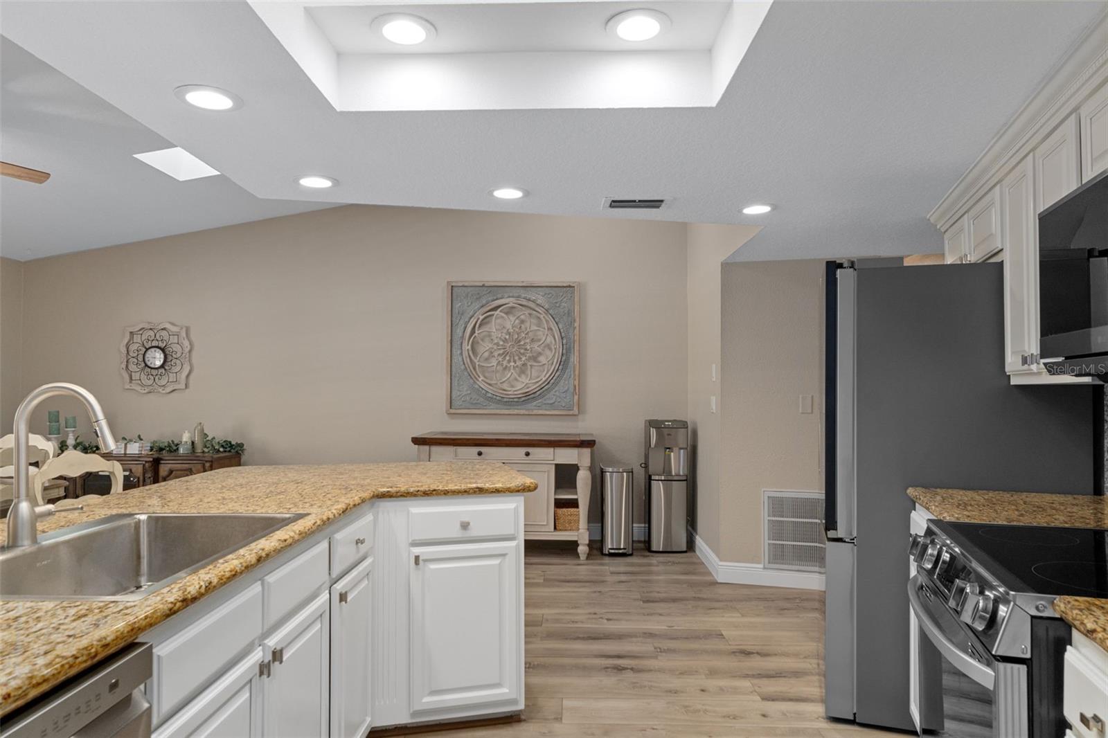 7851 FLORAL DR, WEEKI WACHEE, FL, 34607