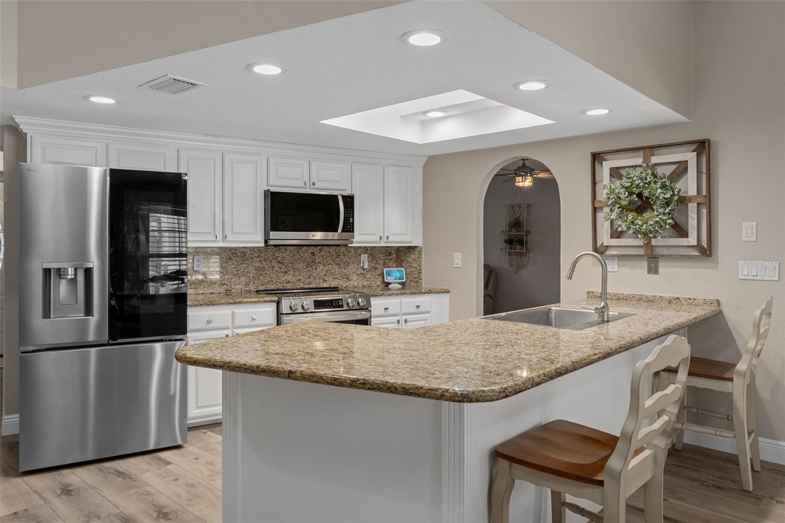 7851 FLORAL DR, WEEKI WACHEE, FL, 34607