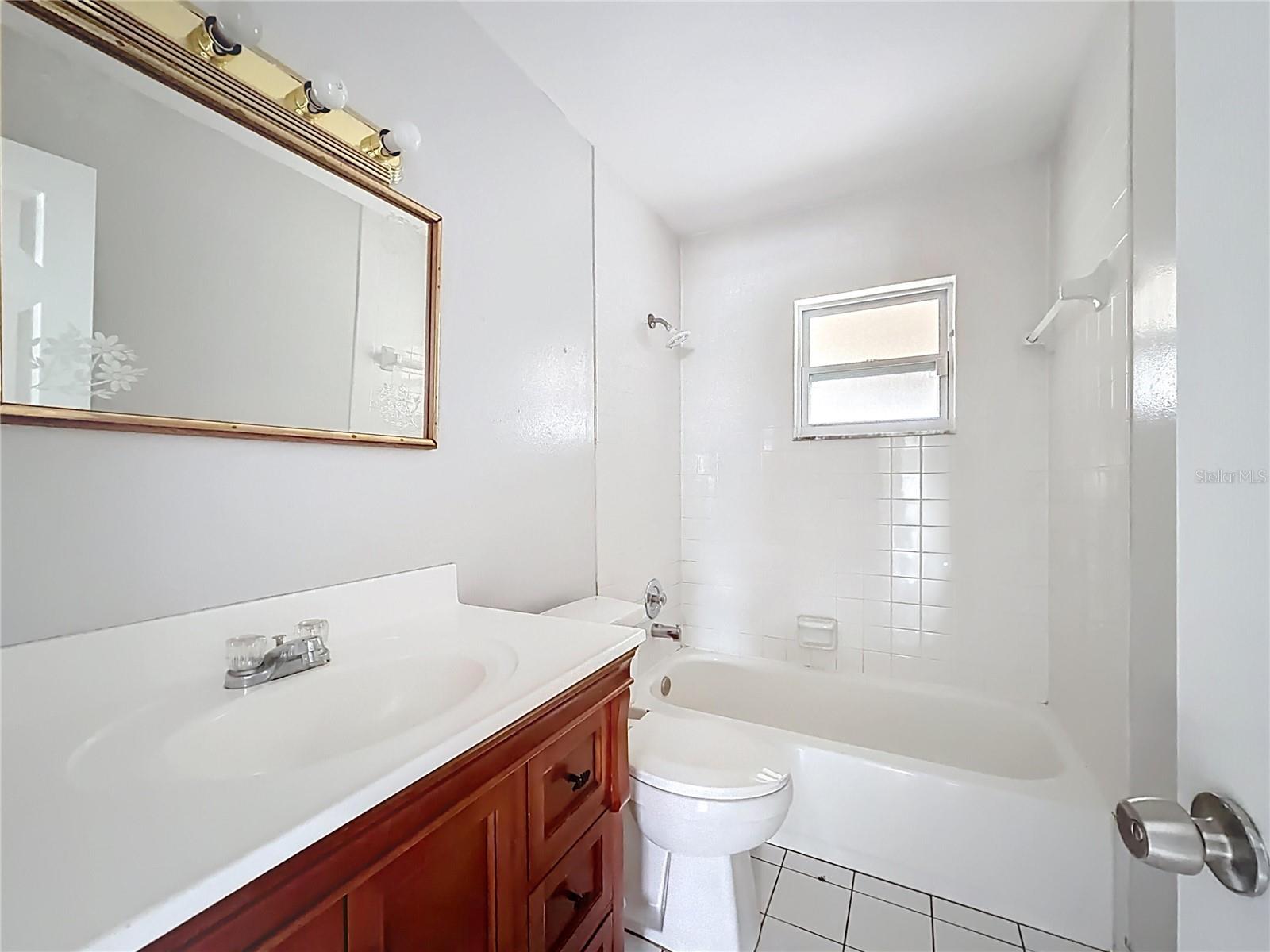 1605 NE 17TH AVE, OCALA, FL, 34470