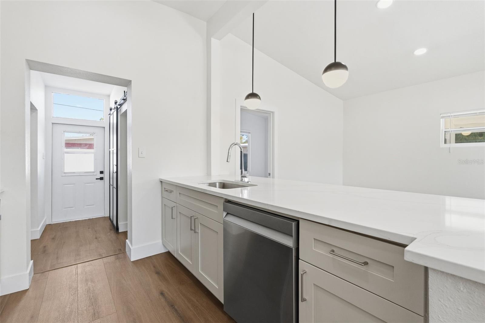 2989 GREENBRIAR ST, SARASOTA, FL, 34237