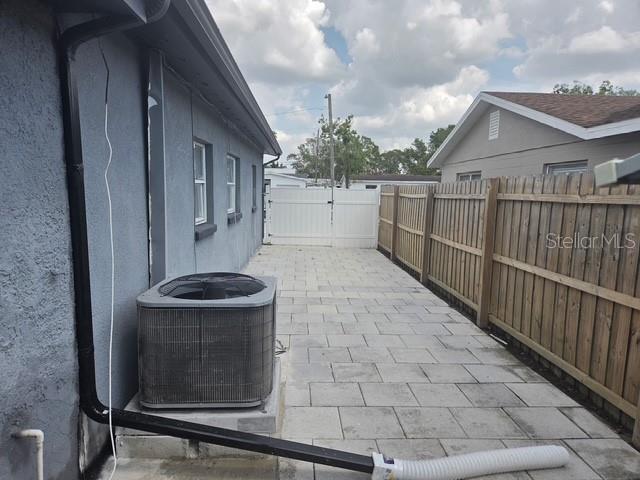 5110 GATEWAY DR, TAMPA, FL, 33615