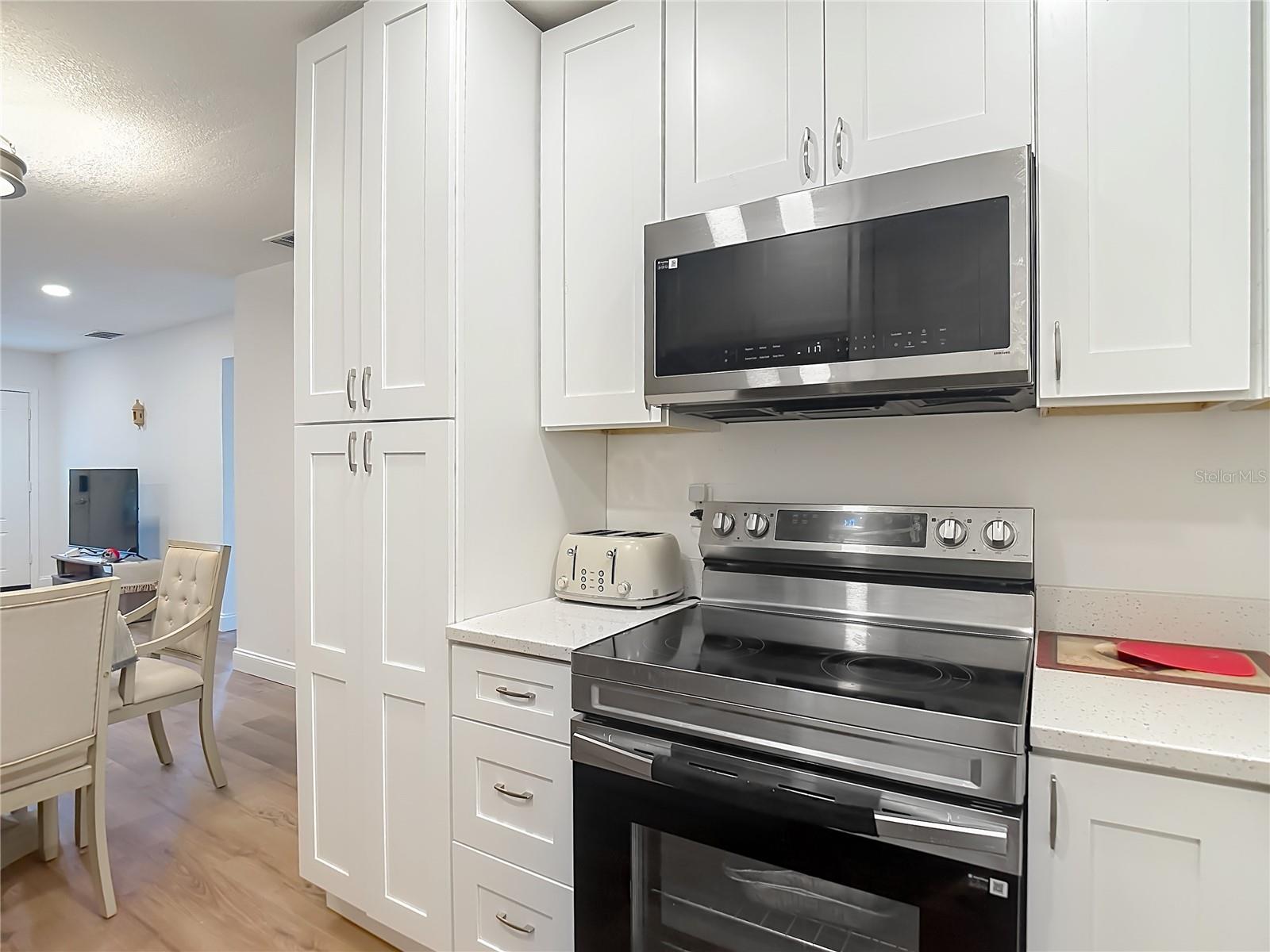 5110 GATEWAY DR, TAMPA, FL, 33615