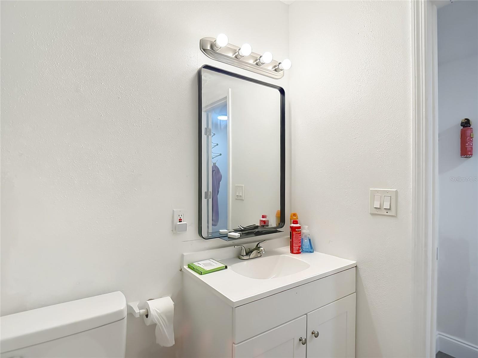 5110 GATEWAY DR, TAMPA, FL, 33615