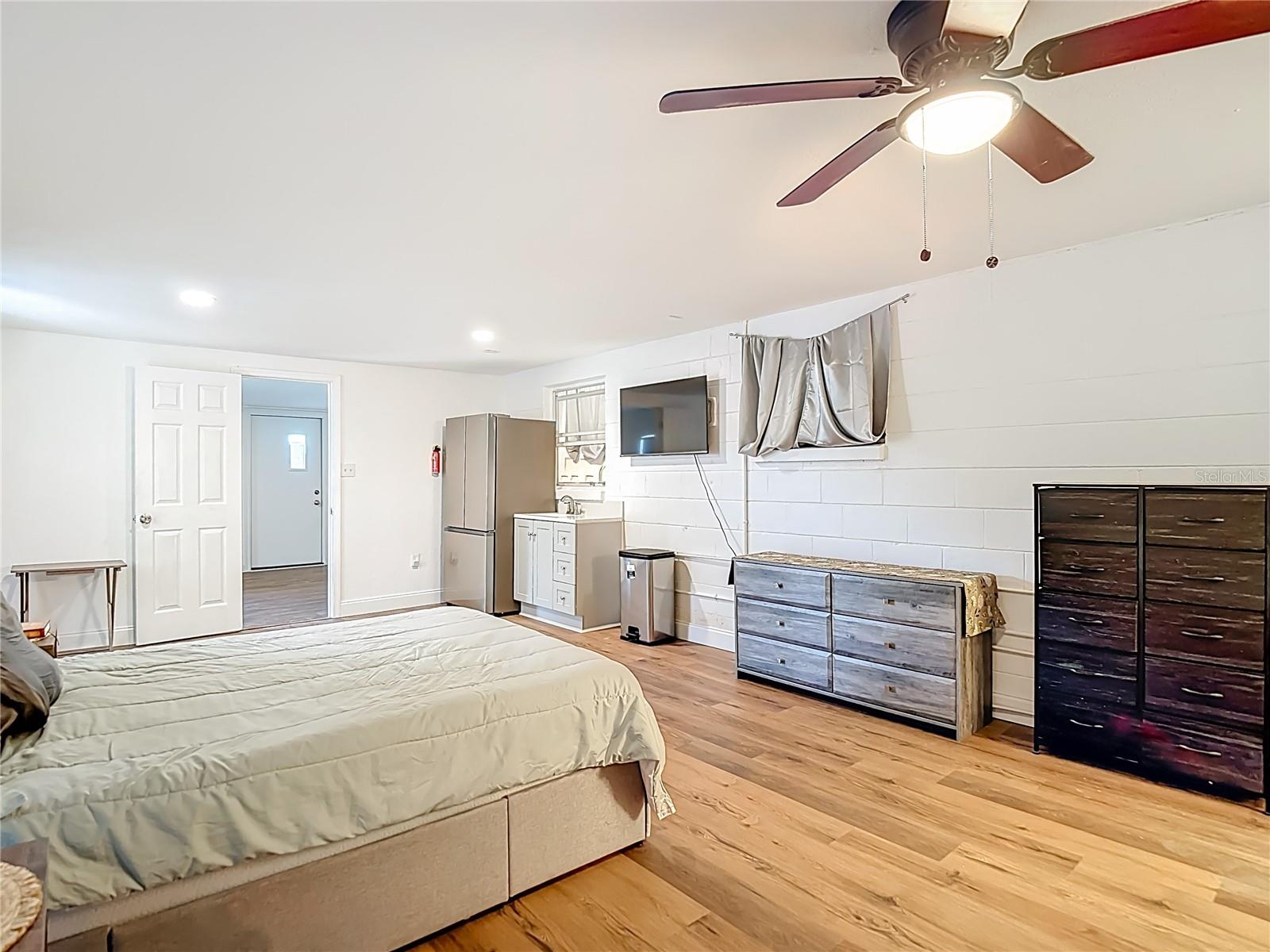 5110 GATEWAY DR, TAMPA, FL, 33615